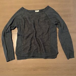 Urban outfitters silence and noise size medium knit sweatshirt